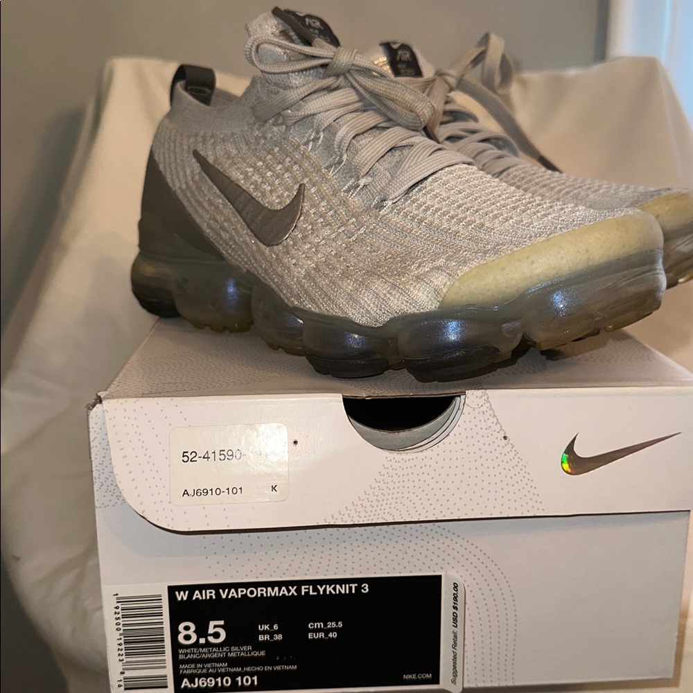Nike Air VaporMax Flyknit 3 in White and Metallic Silver